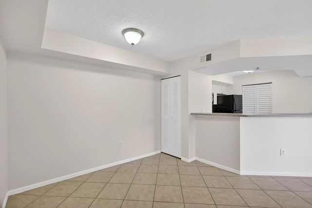 3 of 32 - 3662 Nw Adriatic Lane, Jensen Beach, FL