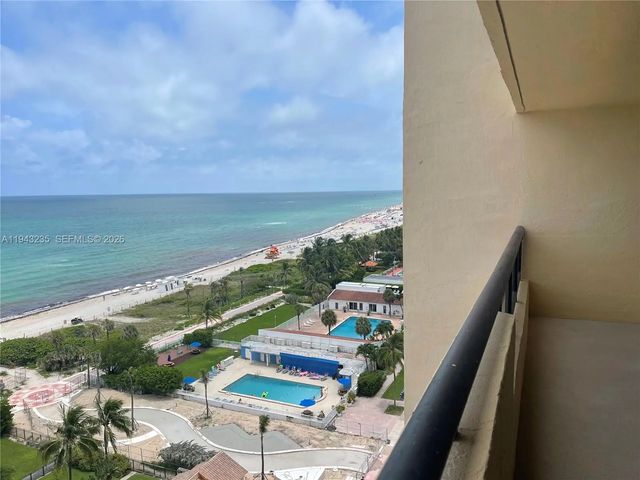 5 of 49 - 2555 Collins Avenue #1409, Miami Beach, FL
