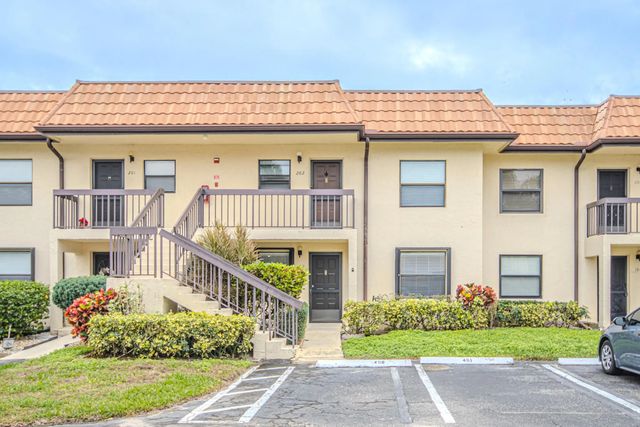 7094 Golf Colony Court #102, Lake Worth