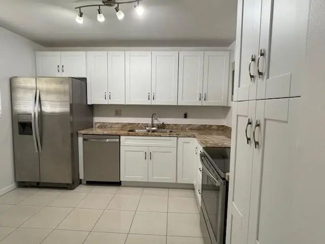 5 of 17 - 6080 N Sabal Palm Boulevard #103, Tamarac, FL
