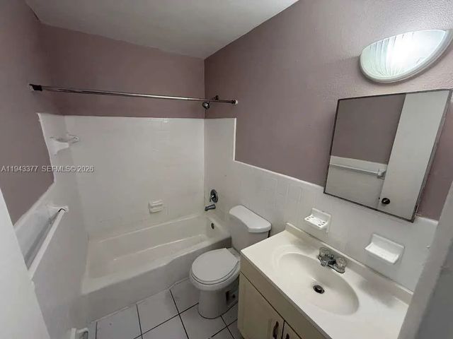 2916 Funston Street #53a, Hollywood