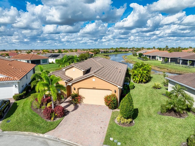 Photo of Listing #R11153484