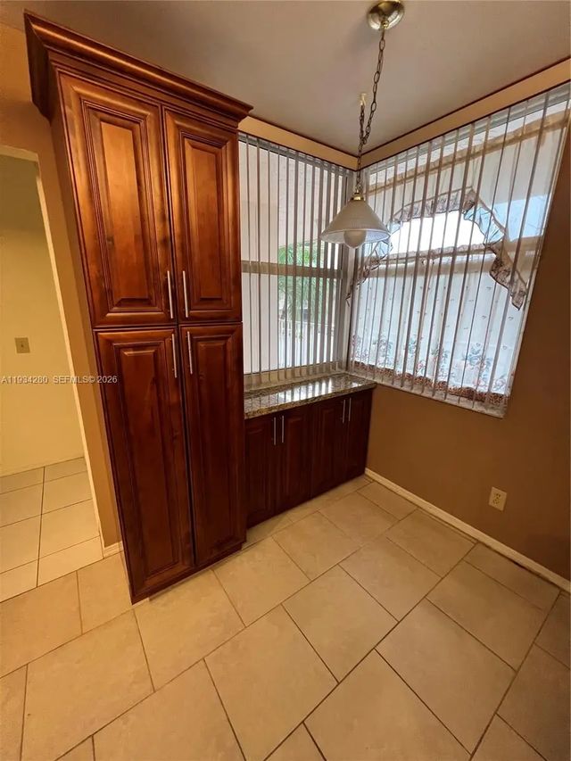 5 of 19 - 10369 Nw 24th Place #201, Sunrise, FL