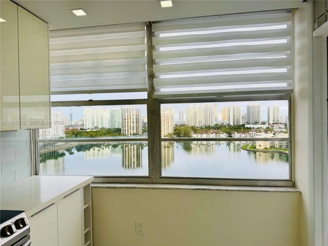 5 of 59 - 18041 Biscayne Blvd *boat Slip & #1605, Aventura, FL