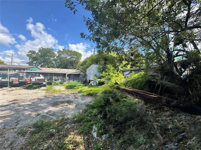 3 of 7 - 6501 Nw 7th Avenue, Miami, FL