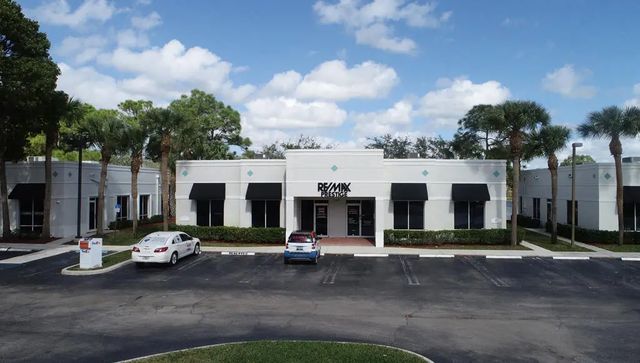 2 of 12 - 1402 Royal Palm Beach Boulevard #300, Royal Palm Beach, FL