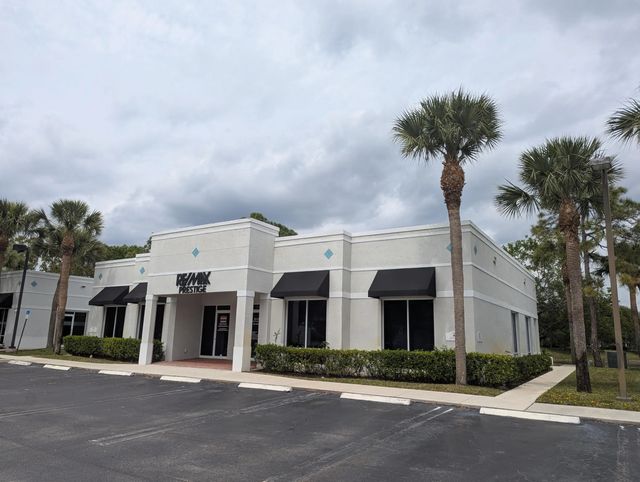 3 of 12 - 1402 Royal Palm Beach Boulevard #300, Royal Palm Beach, FL