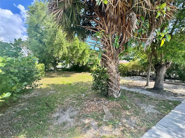 3 of 7 - 629 Nw 65th Street, Miami, FL