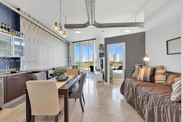 5 of 44 - 3029 Ne 188 Street #711, Aventura, FL