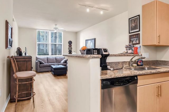 2 of 40 - 2401 Ne 65th Street #112, Fort Lauderdale, FL