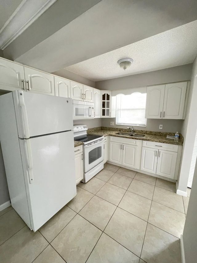 4 of 21 - 5806 Channel Drive, Greenacres, FL