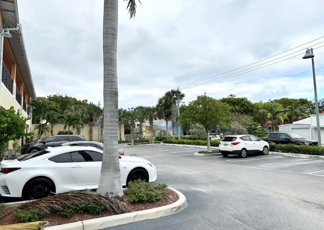 3 of 16 - 325 Ne 2nd Avenue #102, Delray Beach, FL