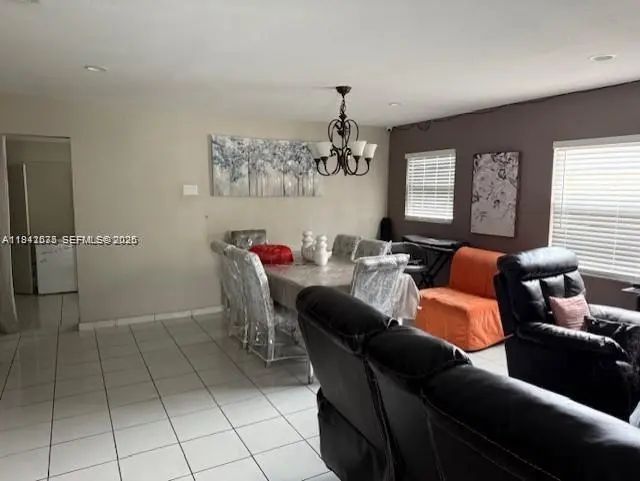 4 of 6 - 804 N 20th Court, Hollywood, FL