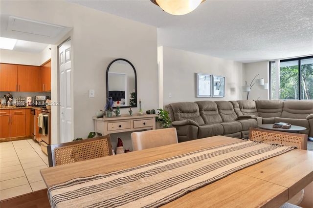 5 of 22 - 3300 Ne 192nd Street #202, Aventura, FL