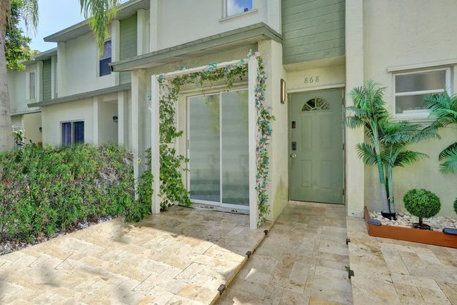 3 of 62 - 868 Crystal Lake Drive, Deerfield Beach, FL