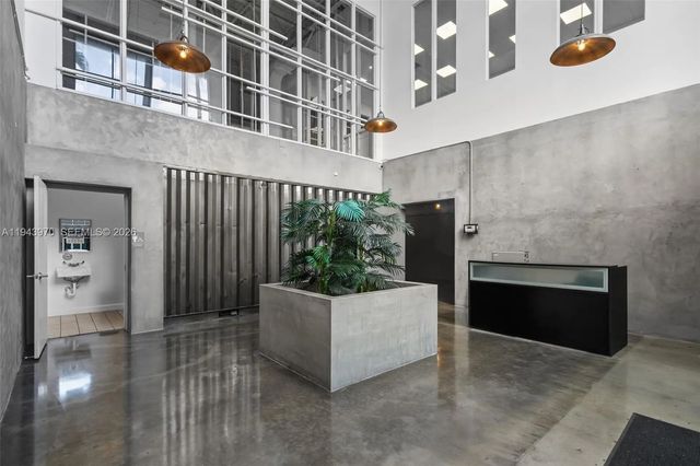 7620 Nw 25th Street #4, Miami