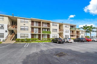 Photo of Listing #R11153687