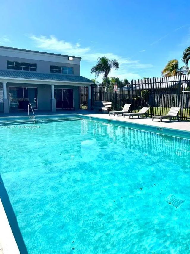 2 of 16 - 885 Ne 213th Terrace #2, Miami, FL