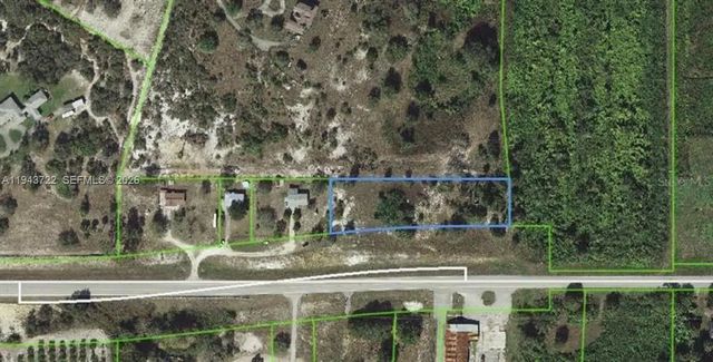 2 of 3 - 1370 State Road, Lake Placid, FL