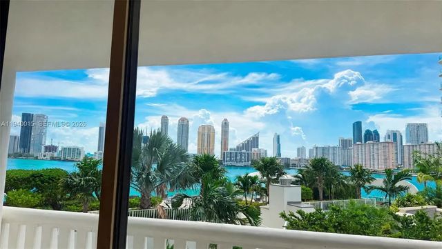 2 of 74 - 3000 Island Boulevard #502, Aventura, FL