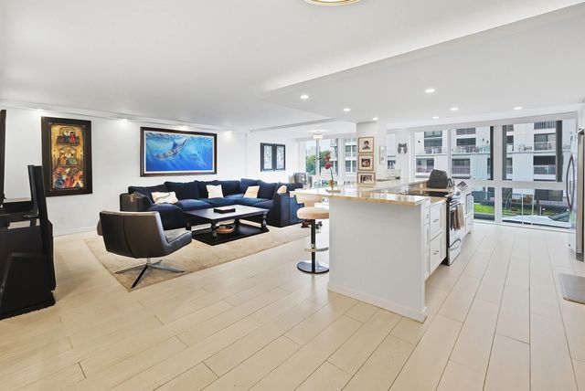 2 of 40 - 3100 Ne 49th Street #206, Fort Lauderdale, FL