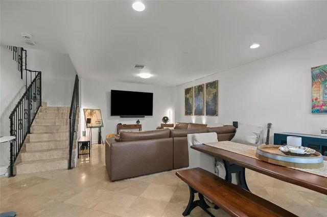5 of 48 - 732 Ne 15th Avenue, Fort Lauderdale, FL
