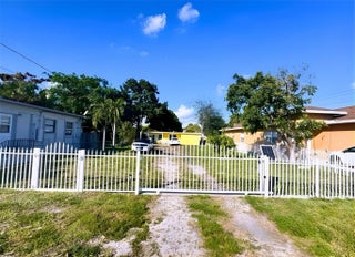 Photo of Listing #F10545023