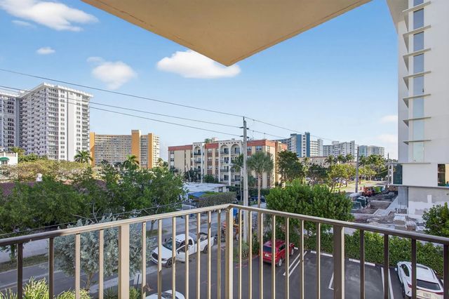 3 of 35 - 501 N Riverside Drive #301, Pompano Beach, FL
