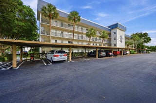 Photo of Listing #R11153829