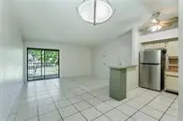 3 of 13 - 9731 W Mcnab Road #208, Tamarac, FL