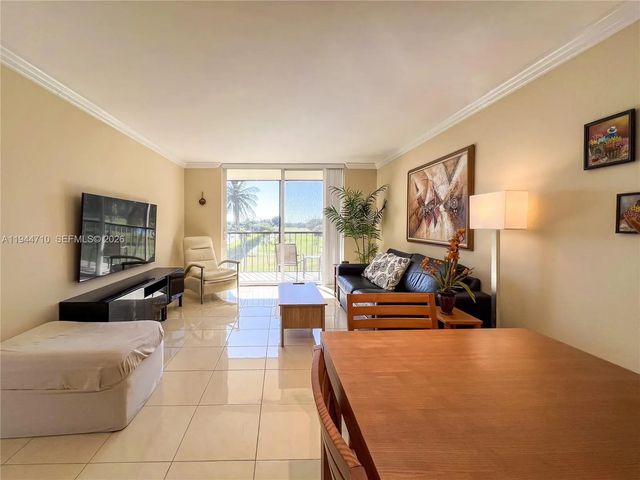5 of 10 - 8900 Washington Boulevard #401a, Pembroke Pines, FL