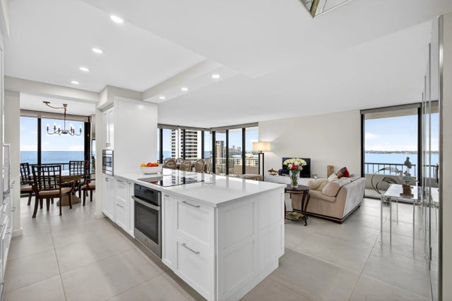 5540 N Ocean Drive #14b, Singer Island