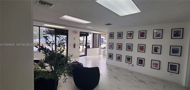 2 of 34 - 2100 Nw 93rd Avenue, Doral, FL