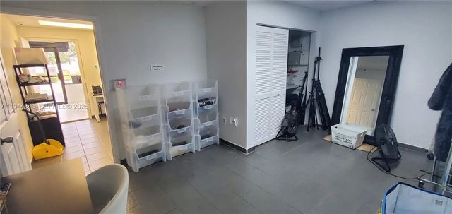 5 of 34 - 2100 Nw 93rd Avenue, Doral, FL