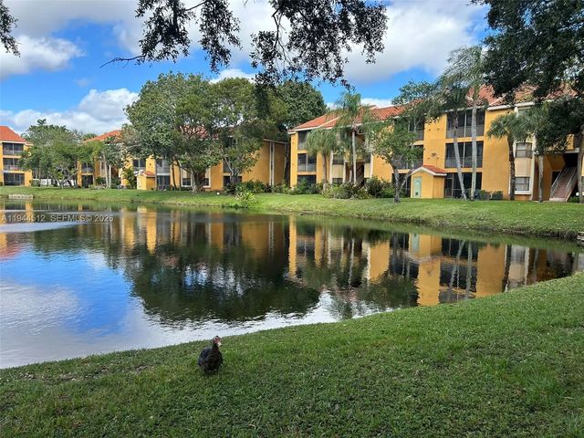 2 of 17 - 3818 Coral Tree Circle #3818, Coconut Creek, FL