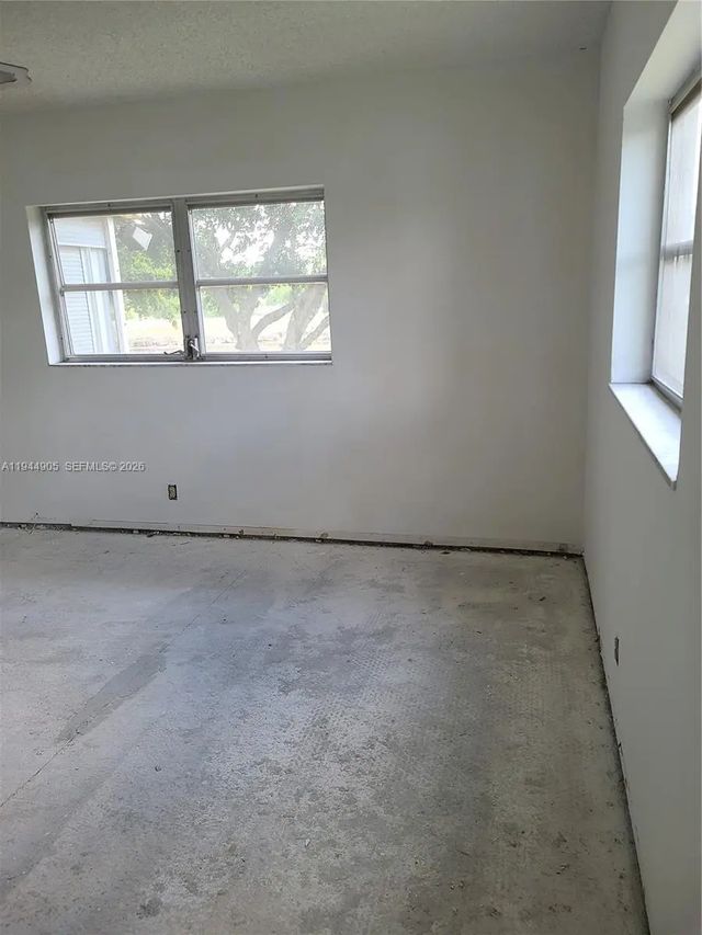 5 of 11 - 7610 Nw 1st Street #208, Margate, FL