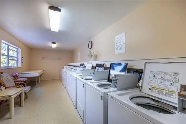 4 of 12 - 4750 Nw 22nd Court #420, Lauderhill, FL
