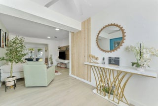 Photo of Listing #R11154068