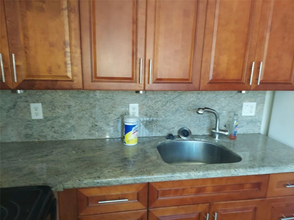 1829 N Dixie Highway, Fort Lauderdale