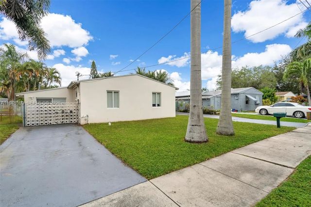 2721 Harding Street, Hollywood