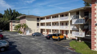 Photo of Listing #F10541611