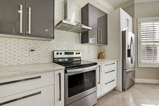 Photo of Listing #R11154136