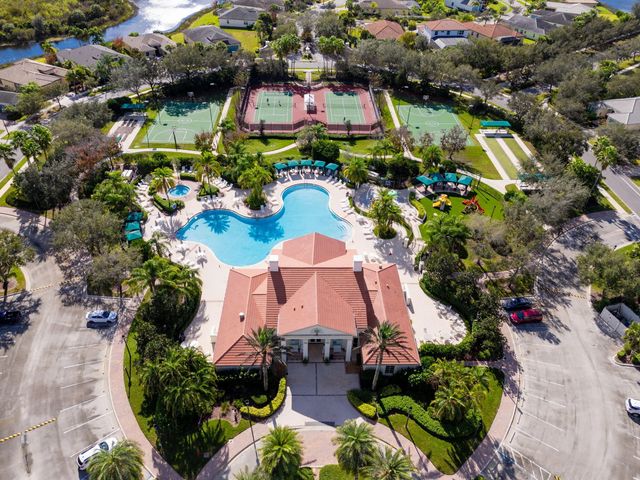 2 of 13 - 11704 Sw Bennington Circle, Port St. Lucie, FL