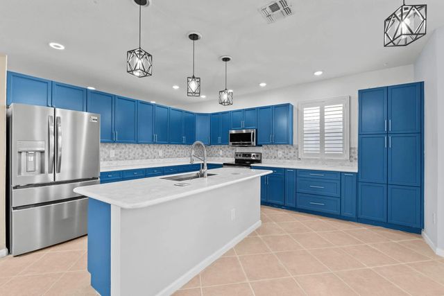 4 of 13 - 11704 Sw Bennington Circle, Port St. Lucie, FL