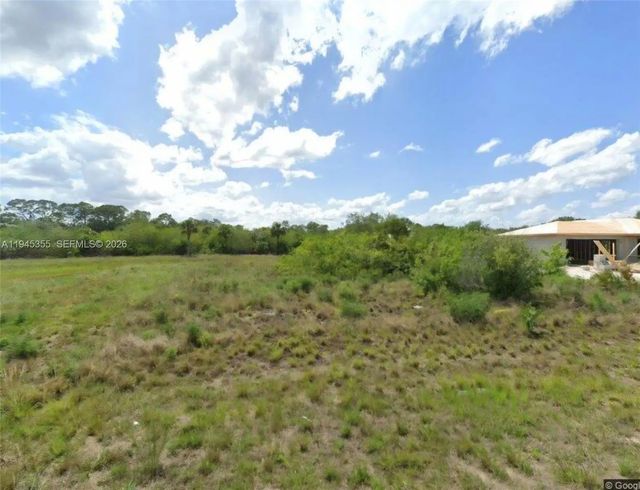 210 Moonlight Lane, 