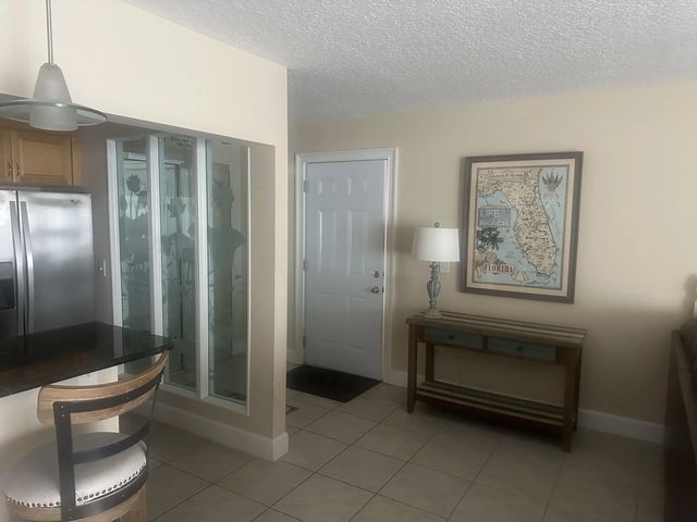 3 of 13 - 715 20th Street #104, Vero Beach, FL