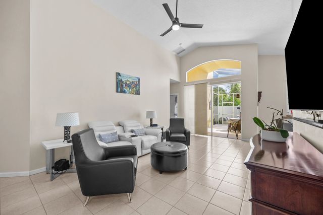 5 of 43 - 148 Nw Pleasant Grove Way, Port St. Lucie, FL