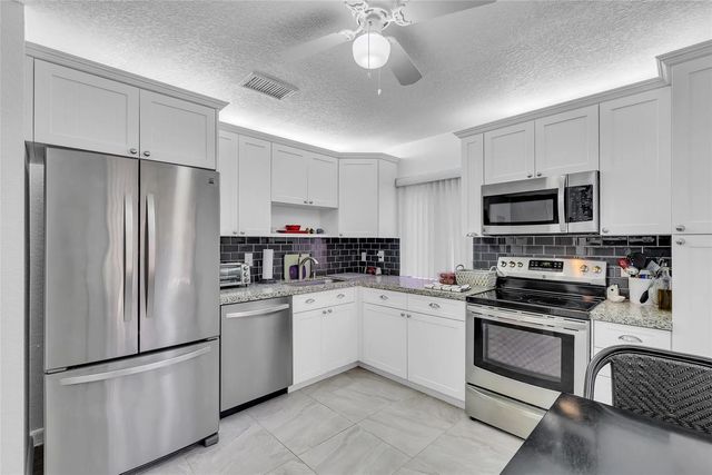 2260 Seagrape Circle, Coconut Creek