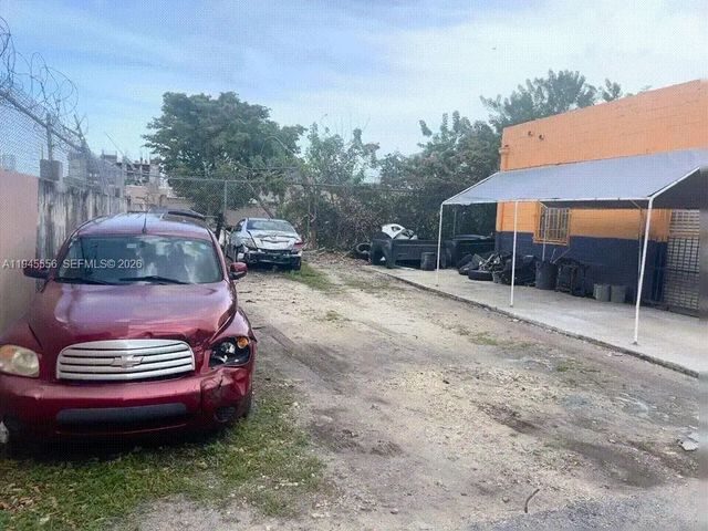 2 of 15 - 2005 Nw 10th Avenue, Miami, FL