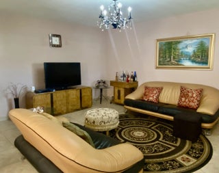 Photo of Listing #R11154310